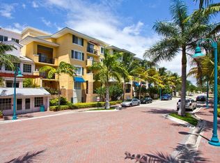 250 NE 3rd Ave, Boca Raton, FL 33432