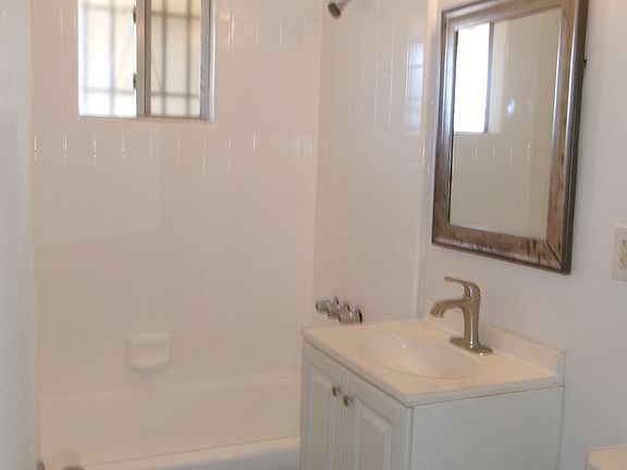 3rd image of 2537 Hancock St APT 4