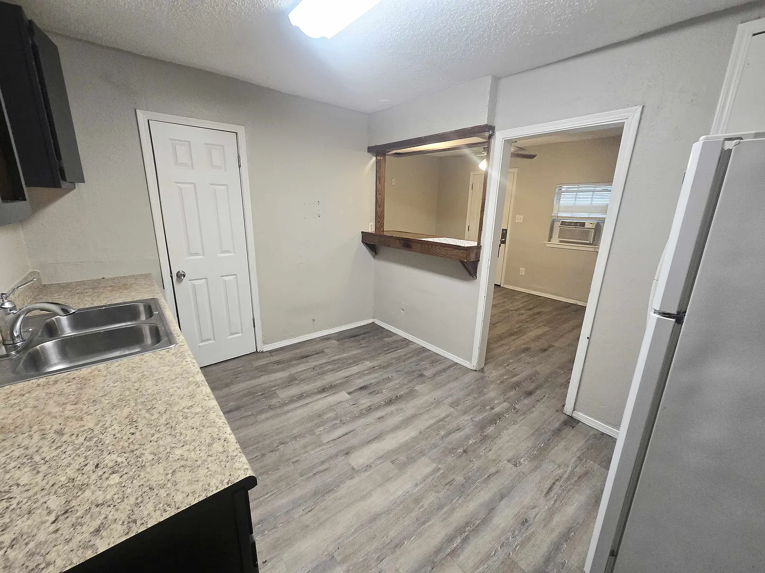 1 bed, 468 sqft, $700 — Photo 4