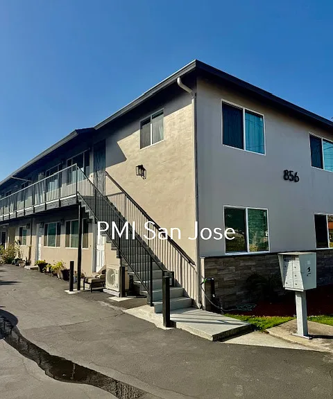 856 Monroe St - Exterior_02022026