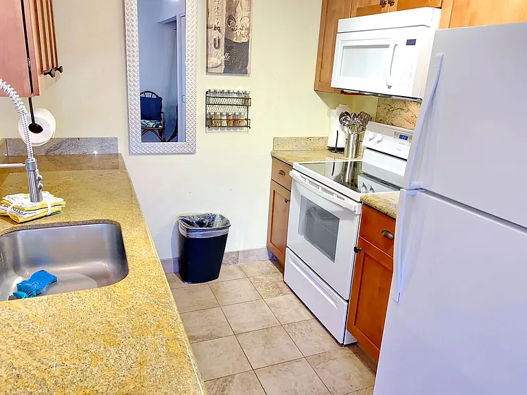 160 Keonekai Rd #3-204 — Photo 10