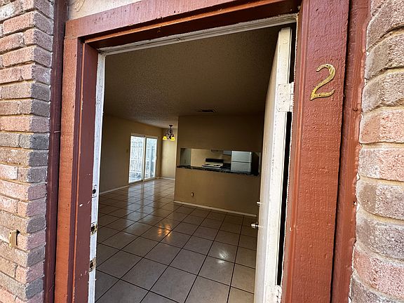 2nd image of 5213 Meadow Fld APT 2