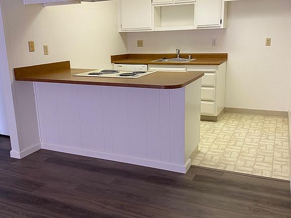 2nd image of 7442 Tierra Way