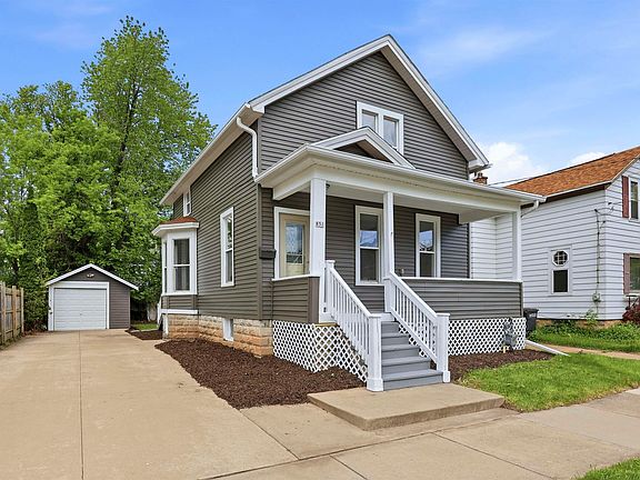 2nd image of 851 Franklin St