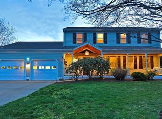 65 Ridgefield Dr, East Greenwich, RI 02818