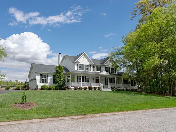 13889 Fox Run Ct, Stewartstown, PA 17363