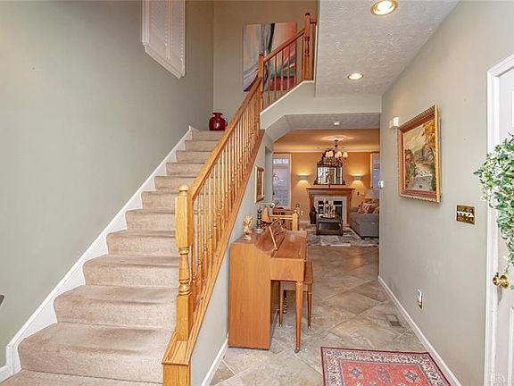 2nd image of 3627 King Edward Way