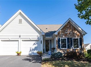 5115 Valley Stream Ln, Macungie, PA 18062