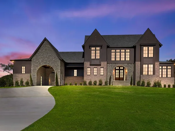 1073 Pennington Pvt Way, Hendersonville, TN 37075