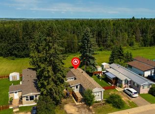 305 Calahoo Rd #35, Spruce Grove, AB T7X3K9