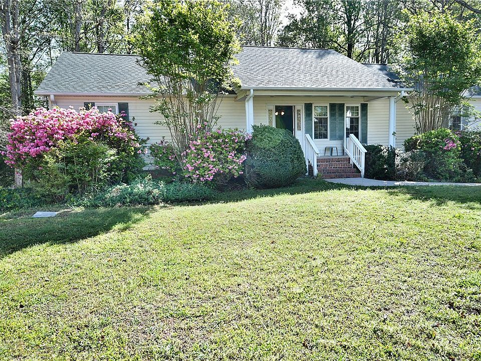 1st image of 125 Fleetwood Dr