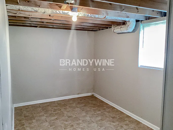1357 Heather Cir — Photo 22