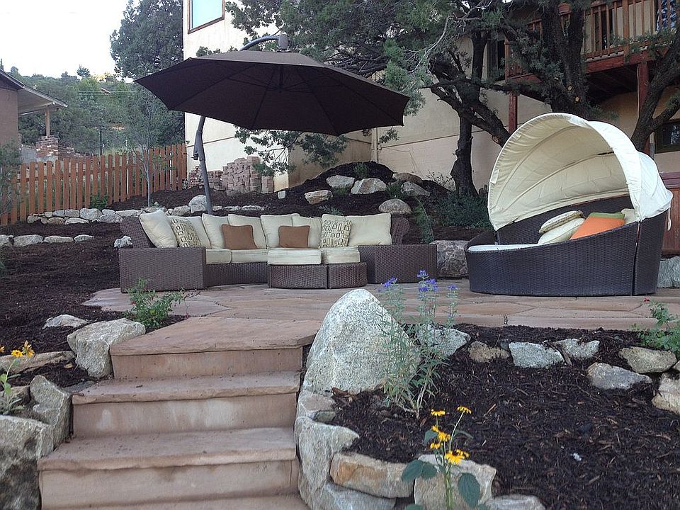 2nd image of 585 Robinson Dr