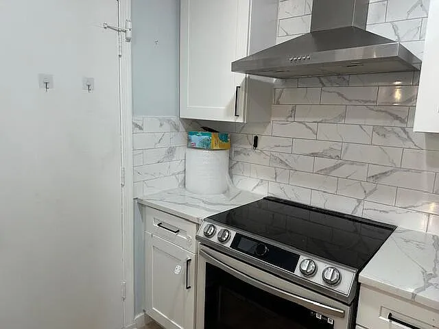 2220 NE 68th St #1023 — Photo 17