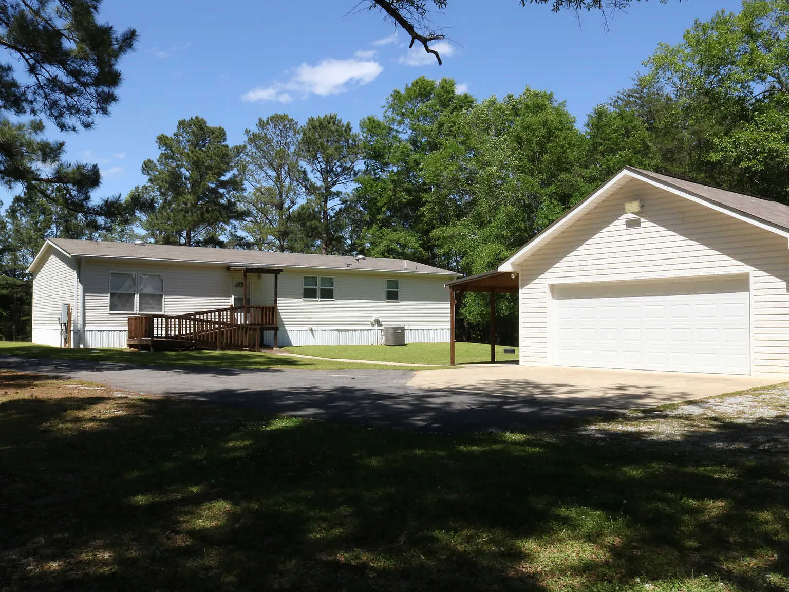 3 bed, 1680 sqft, $2,000 — Photo 3