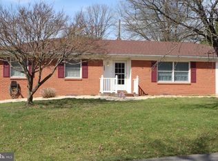 10924 Holly Ter, Hagerstown, MD 21740