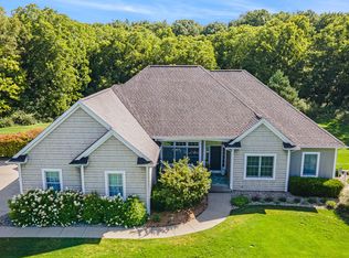 10038 Taplin Ln, Plainwell, MI 49080