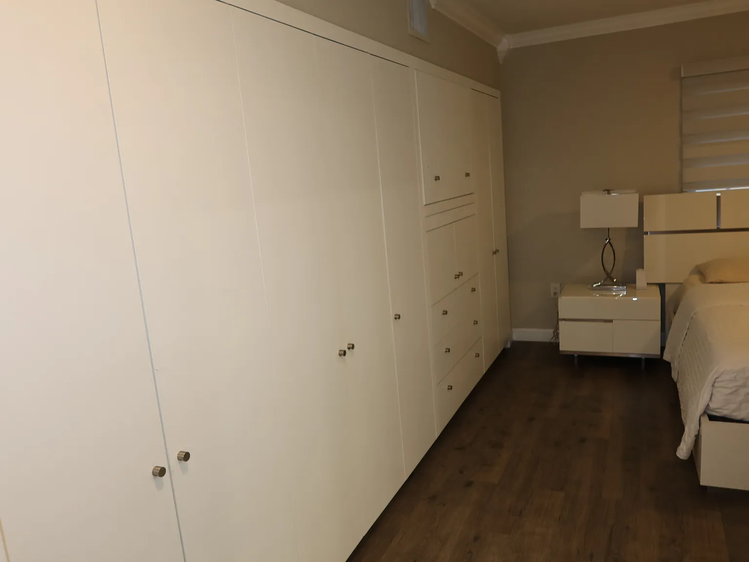 3 bed, 2.5 bath, 1320 sqft, $3,400 — Photo 3