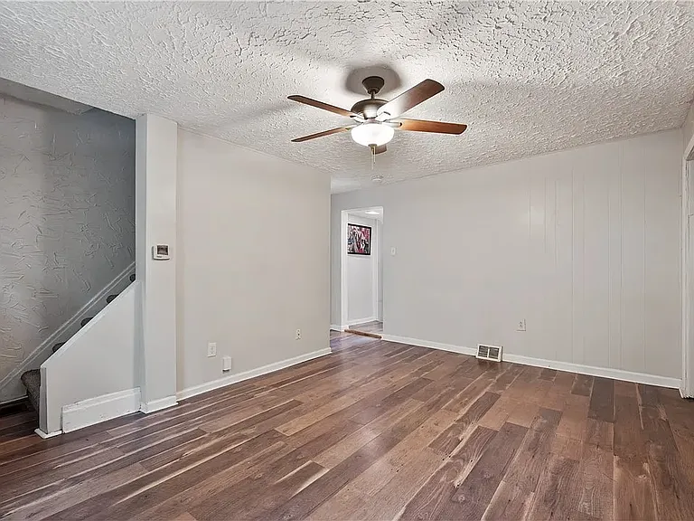 22 Eleanor St — Photo 6