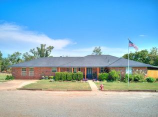 1919 W Slover Rd, Shawnee, OK 74801