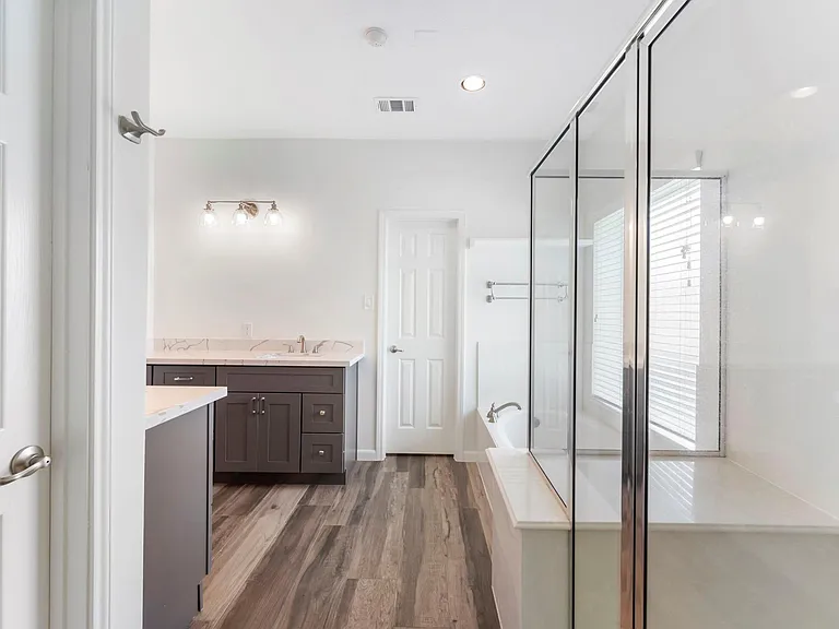 2 Granite Path Pl — Photo 16
