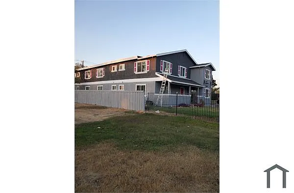 Building Photo - 2753 Del Paso Blvd #7