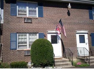 24 Woodridge Dr #24, Cheshire, CT 06410