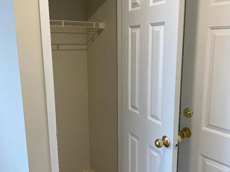 Willow Oaks Apartments — Photo 15