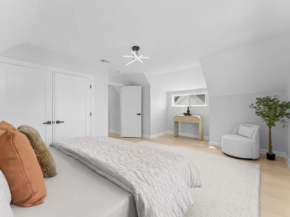 446 Broadway #2, Somerville, MA 02145