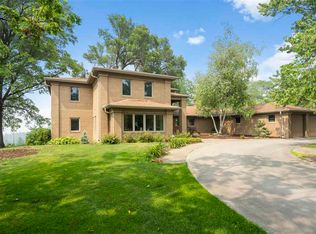 2070 Melrose Ave, Iowa City, IA 52246