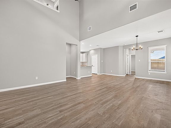 4th image of 437 San Sebastian Pl