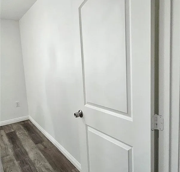 12308 Valley View Ave — Photo 20