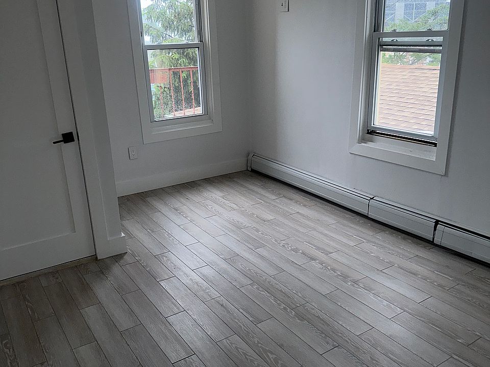 2nd image of 68 Bevan St APT 11