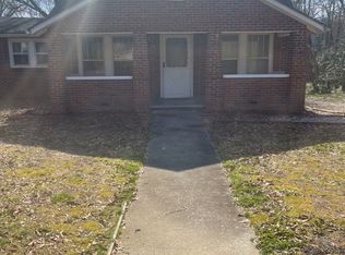 114 Whaley St, Laurens, SC 29360