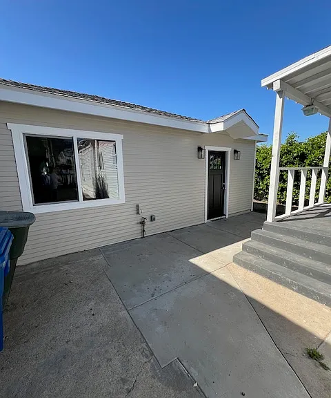 13428 Bailey St — Photo 1