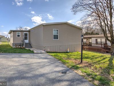 977 Rettew Mill Rd Trailer 65, Ephrata, PA, 17522