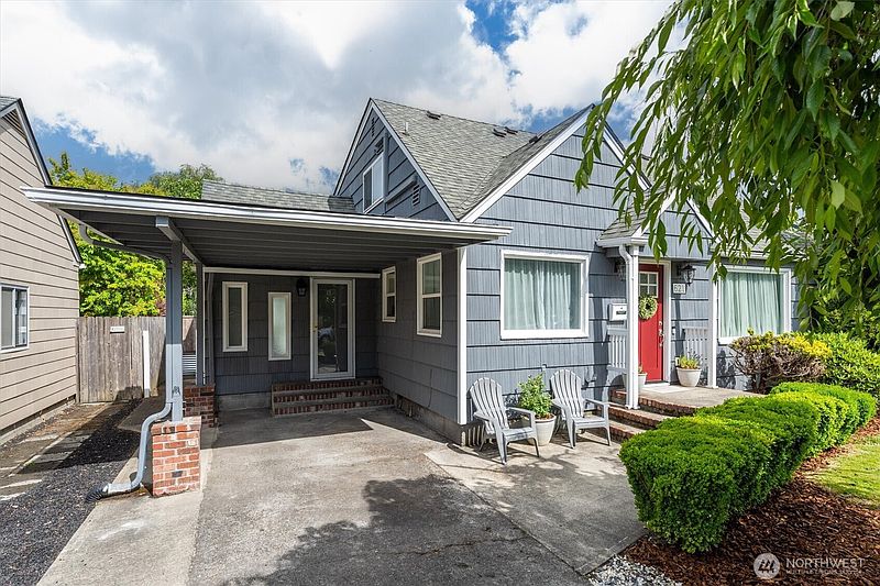 2nd image of 621 27th Avenue