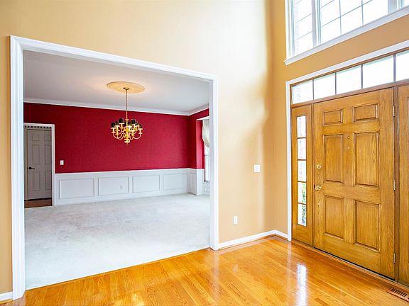 3rd image of 5033 Harvestdale Dr