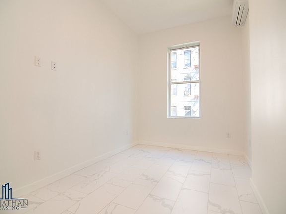 3rd image of 115 W 136th St #3BB