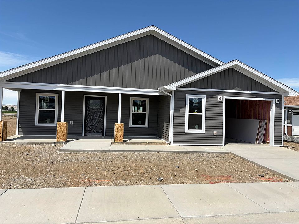 1st image of 263 Cypress Dr #24