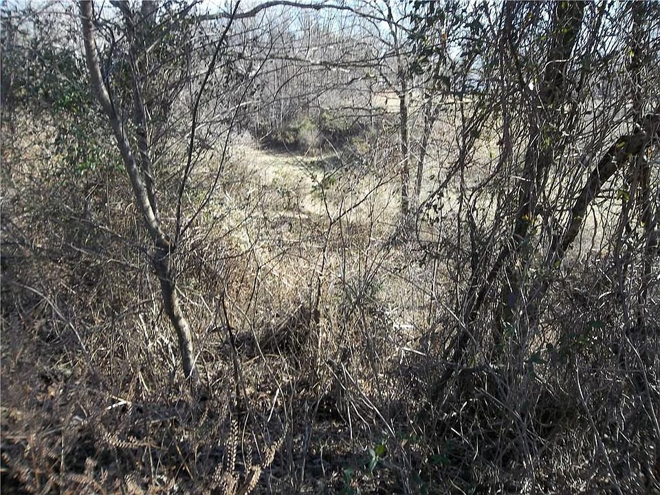 2nd image of 2994 N Double Springs Rd #881