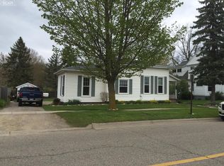 105 Elm St, Flushing, MI 48433