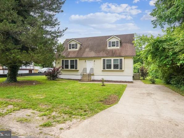 339 Gray Dr, Lusby, MD 20657