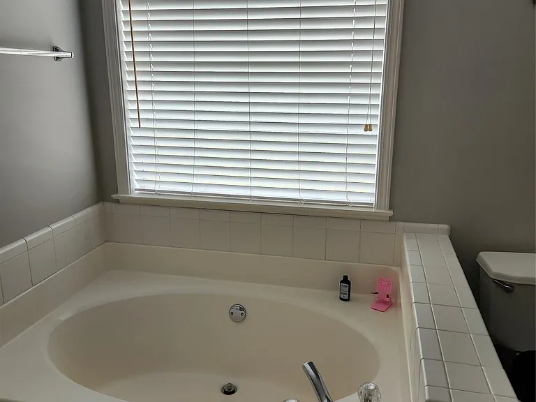 9513 Greythorne Way — Photo 19