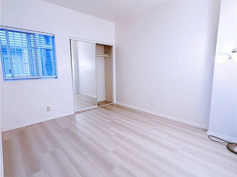 1141 Fairview Ave — Photo 14