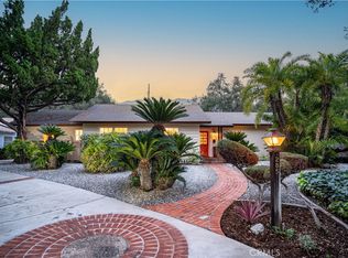 285 Manzanita Ave, Sierra Madre, CA 91024