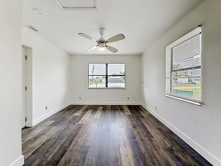 3234 Daytona Dr — Photo 12