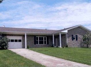 109 Mountain View Dr, Berea, KY 40403