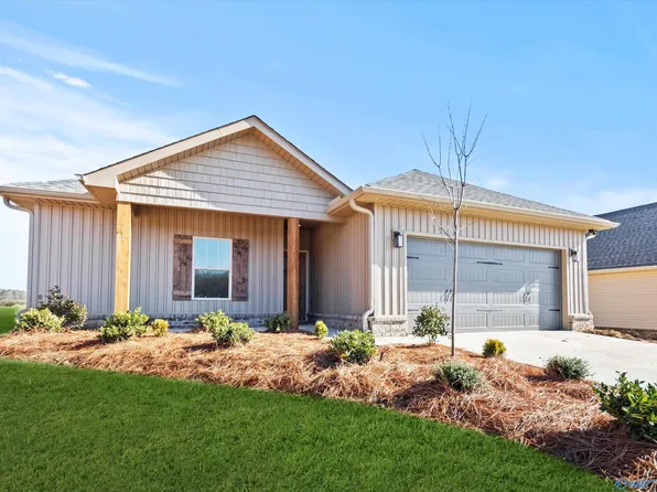 201 Deer Trl, Union Grove, AL 35175