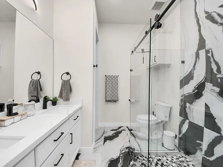 8420A Lanewood Dr — Photo 20